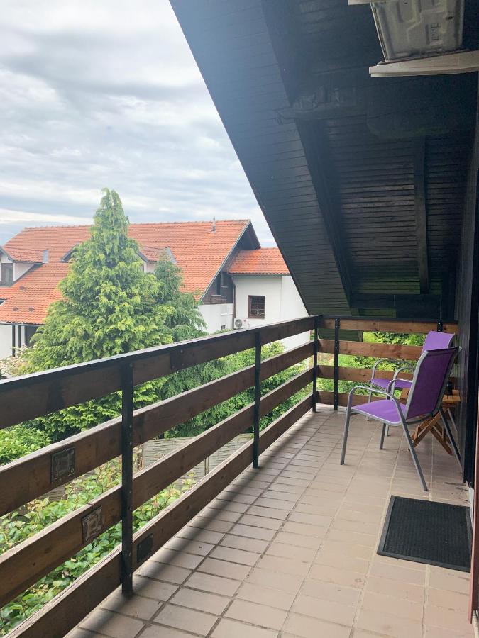Ela'S Apartment Komenda Екстериор снимка