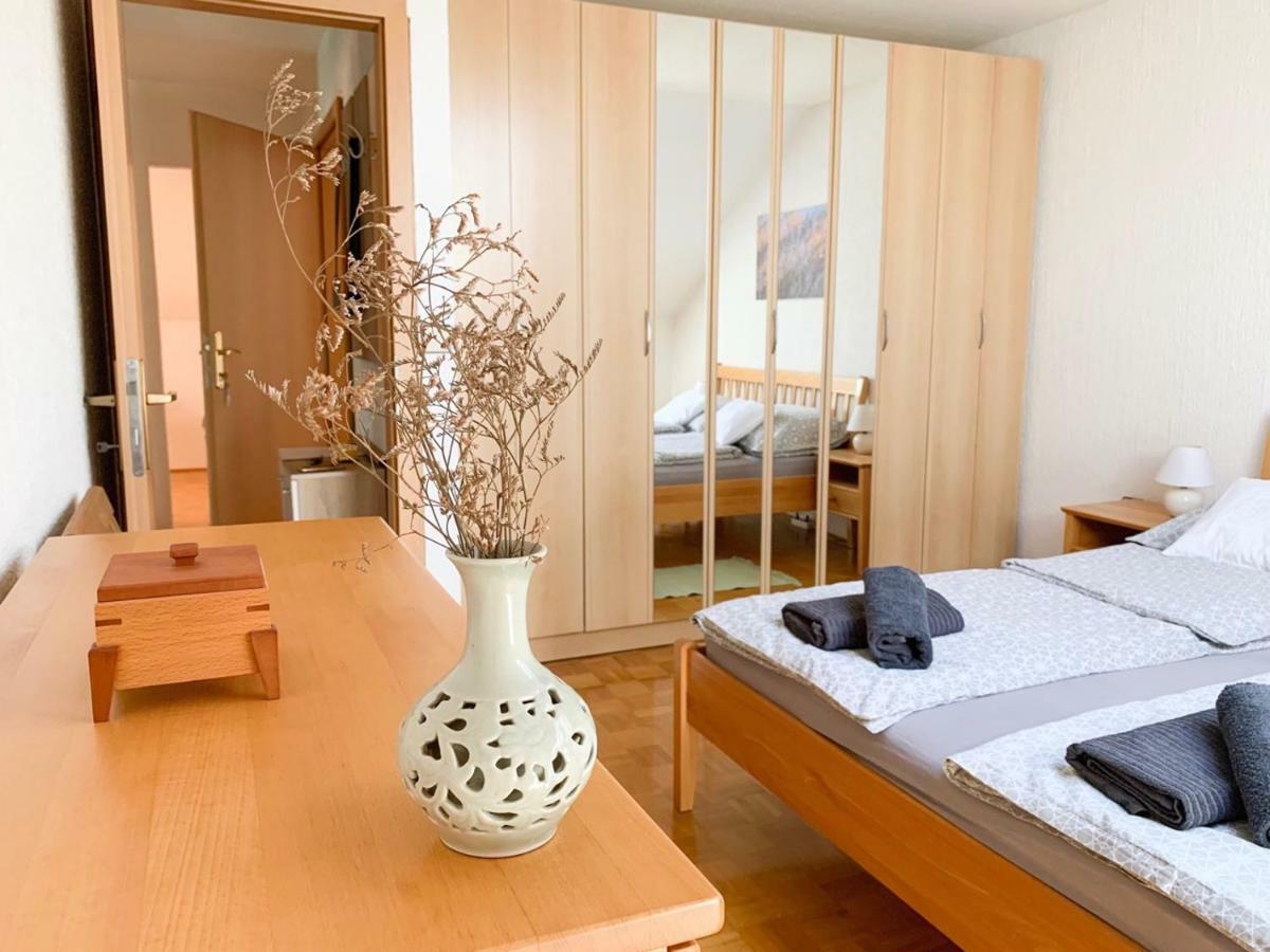 Ela'S Apartment Komenda Екстериор снимка
